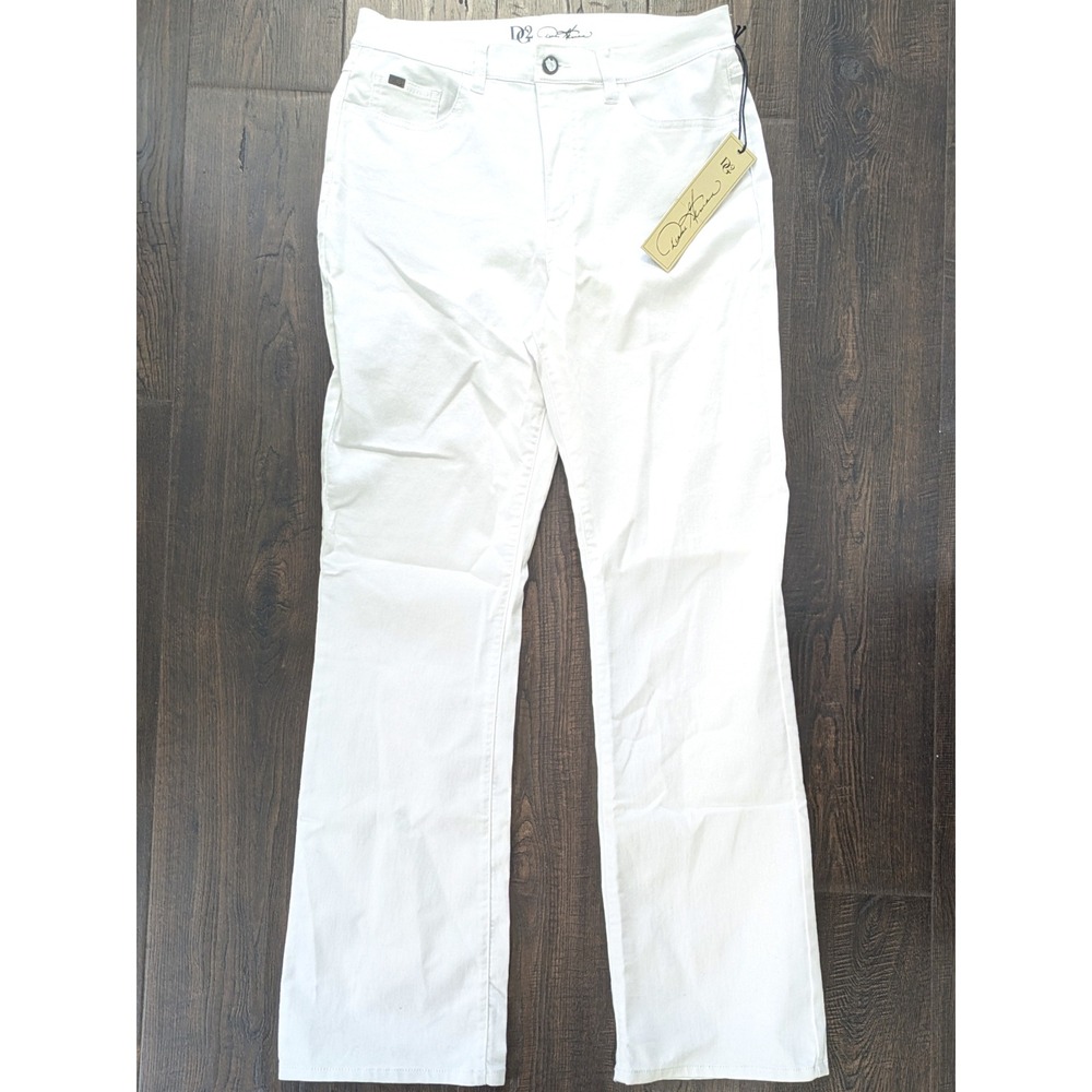 DG2 Diane Gilman White Straight Leg Rhinestone Pocket Jeans Size 10 NWT 466149